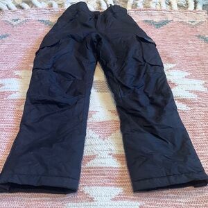 Youth Black Snowboarding Pants. Like new. Could be used as ski pants too.